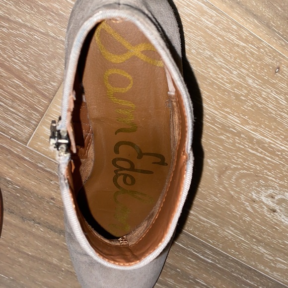 Sam Edelman Petty Suede Ankle Booties in Putty Womens Size 8.5 - Picture 3 of 10